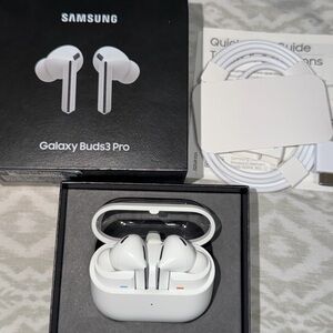 Samsung Galaxy Buds3 Pro True Wireless Earbuds in White